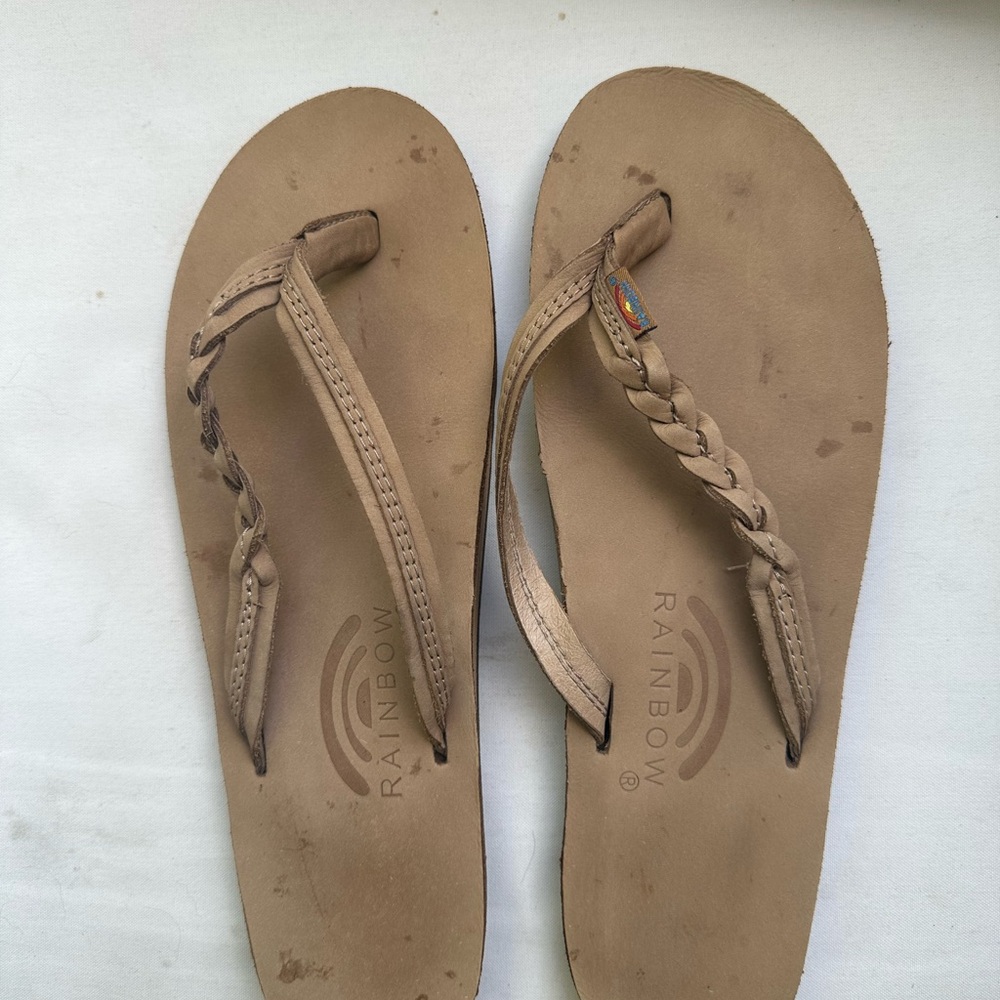 Rainbow Women's Tan flip flops
